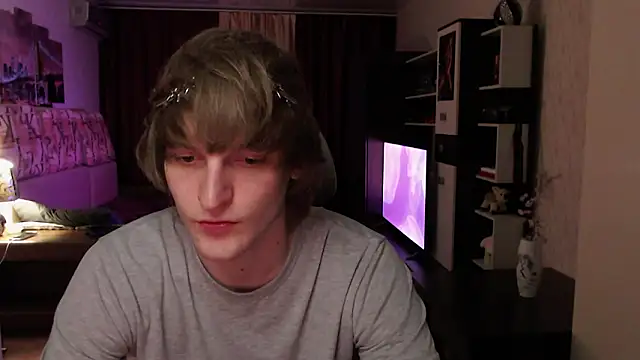 Playersuperstar online show from February 9, 2026, 6:12 pm