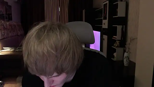 Playersuperstar online show from March 12, 2026, 6:47 pm