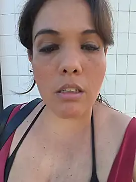 Snapshot of Bellapotencia1985 chatting on July 7, 2026, 10:19 am Bellapotencia1985 online show from July 7, 2026, 10:19 am