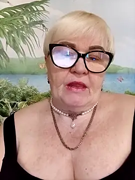 VioletSweet5566 online show from March 20, 2026, 8:41 am