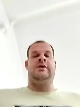 Snapshot of HardCouple33 chatting on September 21, 2025, 9:55 am HardCouple33 online show from September 21, 2025, 9:55 am