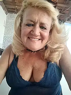 Belladama61 online show from March 17, 2026, 5:27 pm