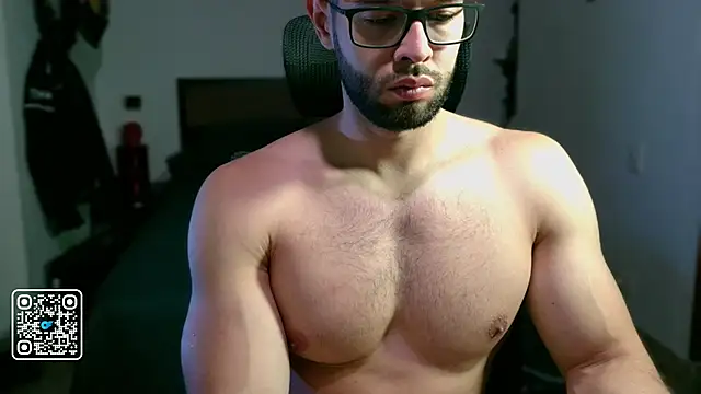 Snapshot of jacobmuscle4u chatting on September 16, 2025, 12:00 am jacobmuscle4u online show from September 16, 2025, 12:00 am