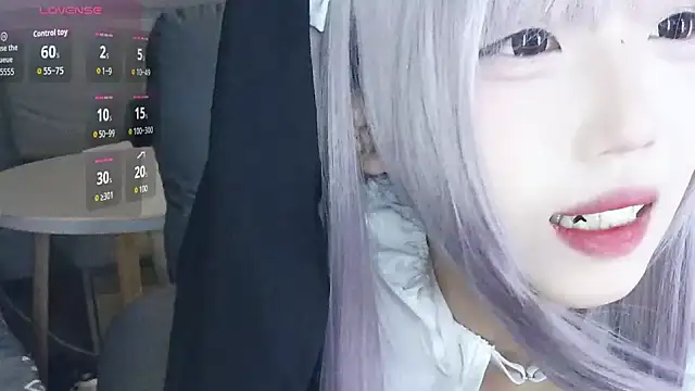 a5l2e0x online show from October 19, 2025, 11:27 pm