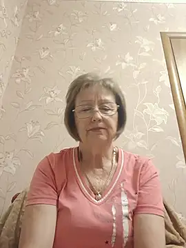 Snapshot of AlikaSwan5821 chatting on June 21, 2026, 2:08 pm AlikaSwan5821 online show from June 21, 2026, 2:08 pm