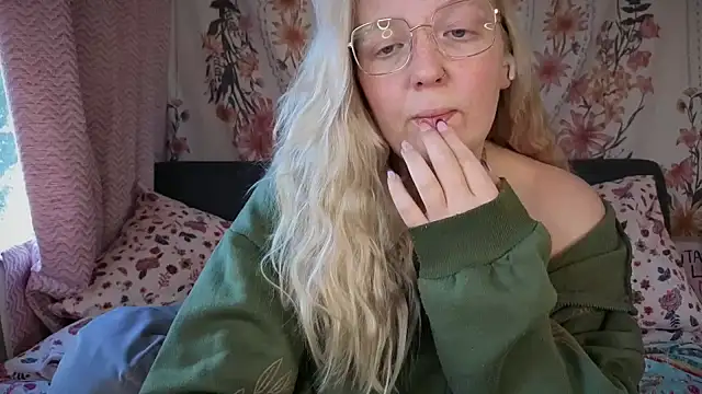 Snapshot of Daisyxoxo_ chatting on September 25, 2025, 8:29 am Daisyxoxo  online show from September 25, 2025, 8:29 am