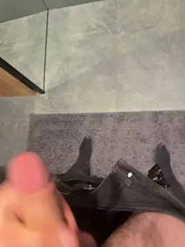 cumshot foryou online show from April 5, 2026, 12:19 am