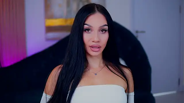 NinaSolenne online show from September 10, 2025, 4:18 pm