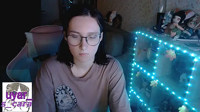 s cara online show from October 2, 2025, 7:21 pm