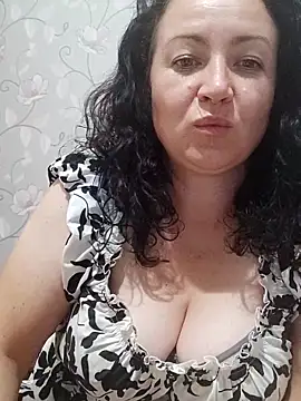 Velvet3451 online show from September 8, 2025, 5:23 pm