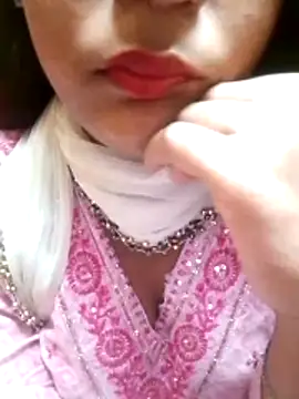 Babe Doll04 online show from November 19, 2025, 11:54 am