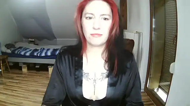 Snapshot of JudyFetish chatting on October 14, 2025, 6:14 am JudyFetish online show from October 14, 2025, 6:14 am