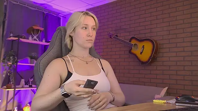 CinBellamy online show from July 30, 2026, 5:28 am