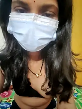 Snapshot of Shivani2002 chatting on November 16, 2025, 5:07 pm Shivani2002 online show from November 16, 2025, 5:07 pm