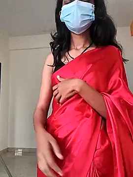 Shivani2002 online show from November 19, 2025, 1:38 am