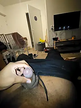 Syto772 online show from November 10, 2025, 5:01 pm