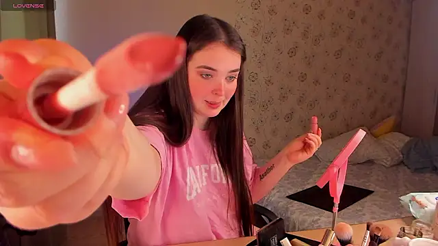 Alice next door online show from March 16, 2026, 12:09 pm