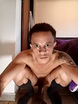 Snapshot of Brentrawbreed chatting on April 8, 2026, 1:44 pm Brentrawbreed online show from April 8, 2026, 1:44 pm
