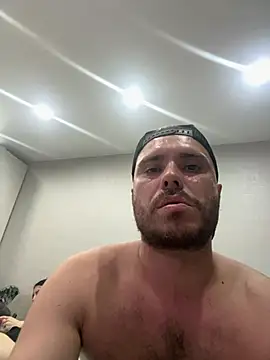 Oksiandfray online show from July 5, 2026, 9:44 pm