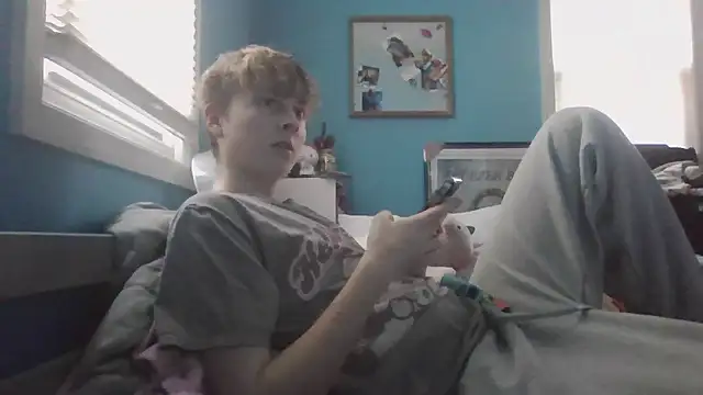 Liam axel35 online show from January 14, 2026, 9:20 pm