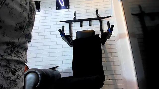 ItaloMoore online show from February 22, 2026, 11:31 am