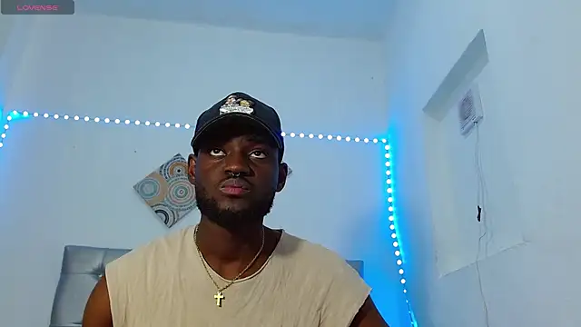 eebony stallion online show from November 14, 2025, 6:17 pm