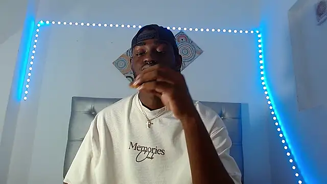 eebony stallion online show from November 21, 2025, 6:39 pm