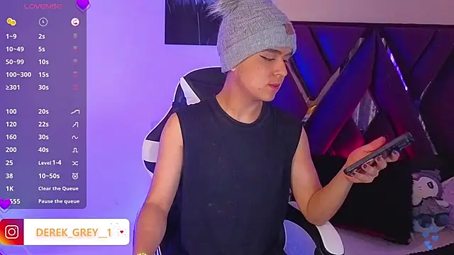 derek greyy  online show from September 24, 2025, 3:37 pm