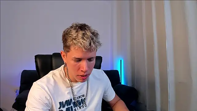 nathan blake online show from October 6, 2025, 8:28 pm