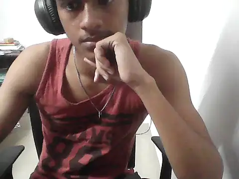 Snapshot of kjohn20 chatting on November 25, 2025, 10:15 am kjohn20 online show from November 25, 2025, 10:15 am