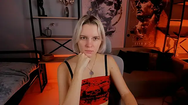 Snapshot of BethanyCloud chatting on November 13, 2025, 6:01 am BethanyCloud online show from November 13, 2025, 6:01 am