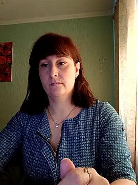 Amandda  online show from April 17, 2026, 6:05 am