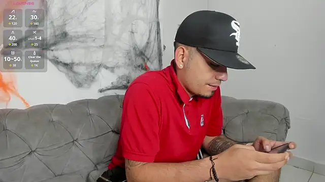 Snapshot of OwenStonne_ chatting on October 18, 2025, 4:04 am OwenStonne online show from October 18, 2025, 4:04 am