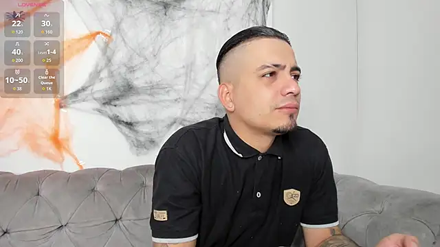 OwenStonne  online show from October 20, 2025, 3:51 am