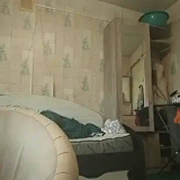 Tupo070481 online show from April 1, 2026, 1:41 pm