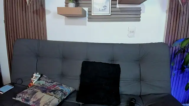 Snapshot of April__foxx chatting on October 4, 2025, 3:43 pm April foxx online show from October 4, 2025, 3:43 pm