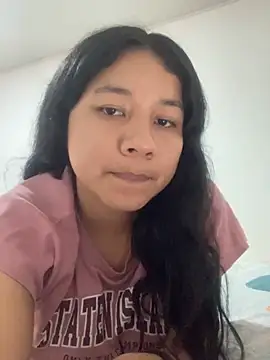 Snapshot of kate_bliss chatting on October 23, 2025, 9:02 pm kate bliss online show from October 23, 2025, 9:02 pm