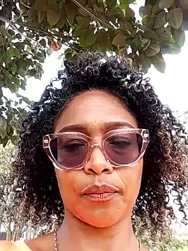 Snapshot of BiiancaEstradaa chatting on May 8, 2026, 2:11 pm BiiancaEstradaa online show from May 8, 2026, 2:11 pm