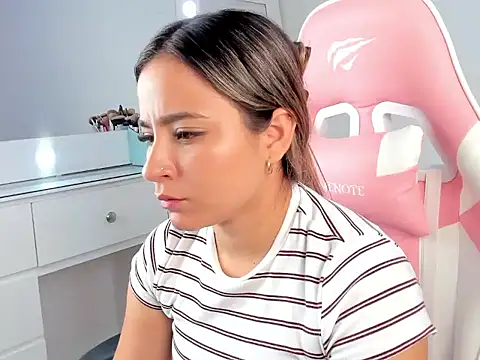 Saloome miller online show from October 17, 2025, 4:04 am