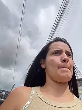 Mia jhoonson online show from February 19, 2026, 7:21 pm