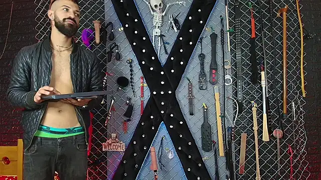 Warick and Aria bdsm  online show from November 22, 2025, 3:16 am