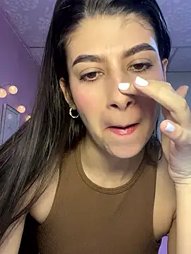 Snapshot of Lenapink19 chatting on January 18, 2026, 9:40 pm Lenapink19 online show from January 18, 2026, 9:40 pm