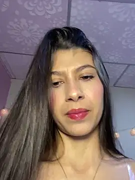 Snapshot of Lenapink19 chatting on February 7, 2026, 10:46 pm Lenapink19 online show from February 7, 2026, 10:46 pm