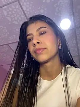 Snapshot of Lenapink19 chatting on March 3, 2026, 10:26 pm Lenapink19 online show from March 3, 2026, 10:26 pm