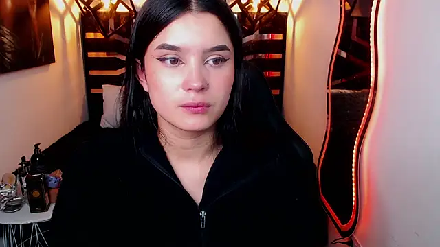 Natalie loffreda online show from April 13, 2026, 7:41 pm