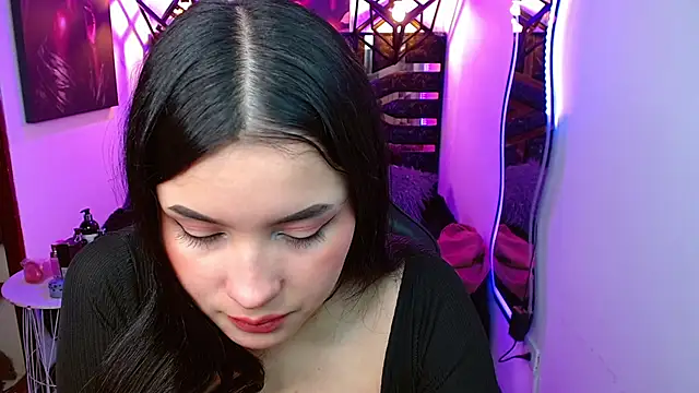 Natalie loffreda online show from June 2, 2026, 8:22 pm