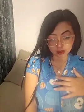 isa  crazy   online show from February 18, 2026, 8:21 am