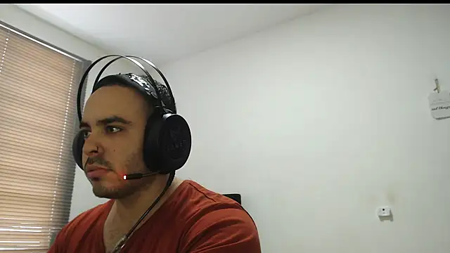 Ana ThiagoxX online show from February 10, 2026, 6:56 pm