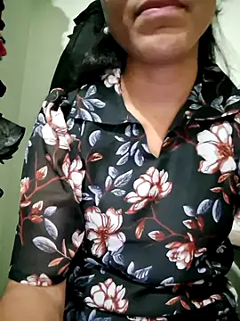 Snapshot of Telugu___Sexygirl___Naidu chatting on October 25, 2025, 5:37 am Telugu   Sexygirl   Naidu online show from October 25, 2025, 5:37 am