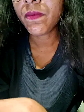 Snapshot of Telugu___Sexygirl___Naidu chatting on April 17, 2026, 4:26 am Telugu Sexygirl Naidu online show from April 17, 2026, 4:26 am